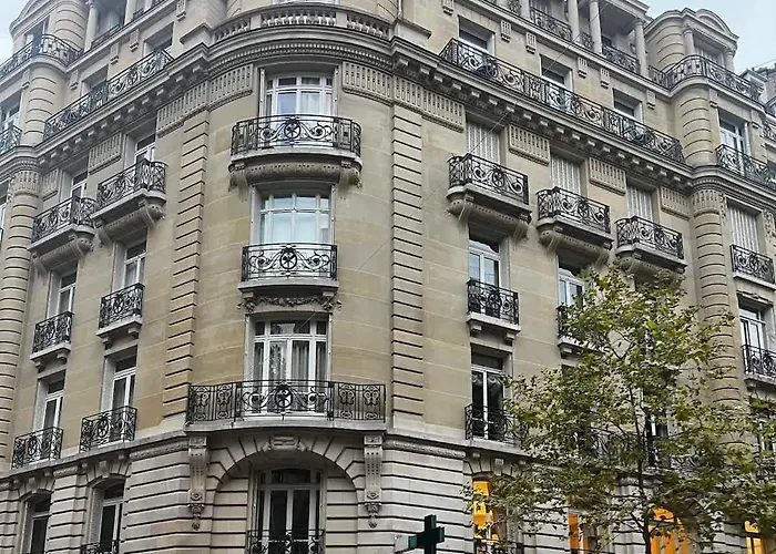 Sous Les Toits De Trocadero Апартаменты *